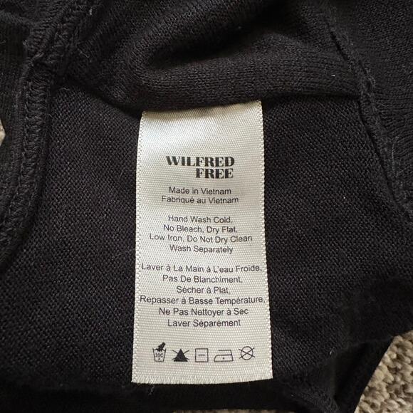 Wilfred Free black v-neck crop tank top size M - Picture 8 of 12